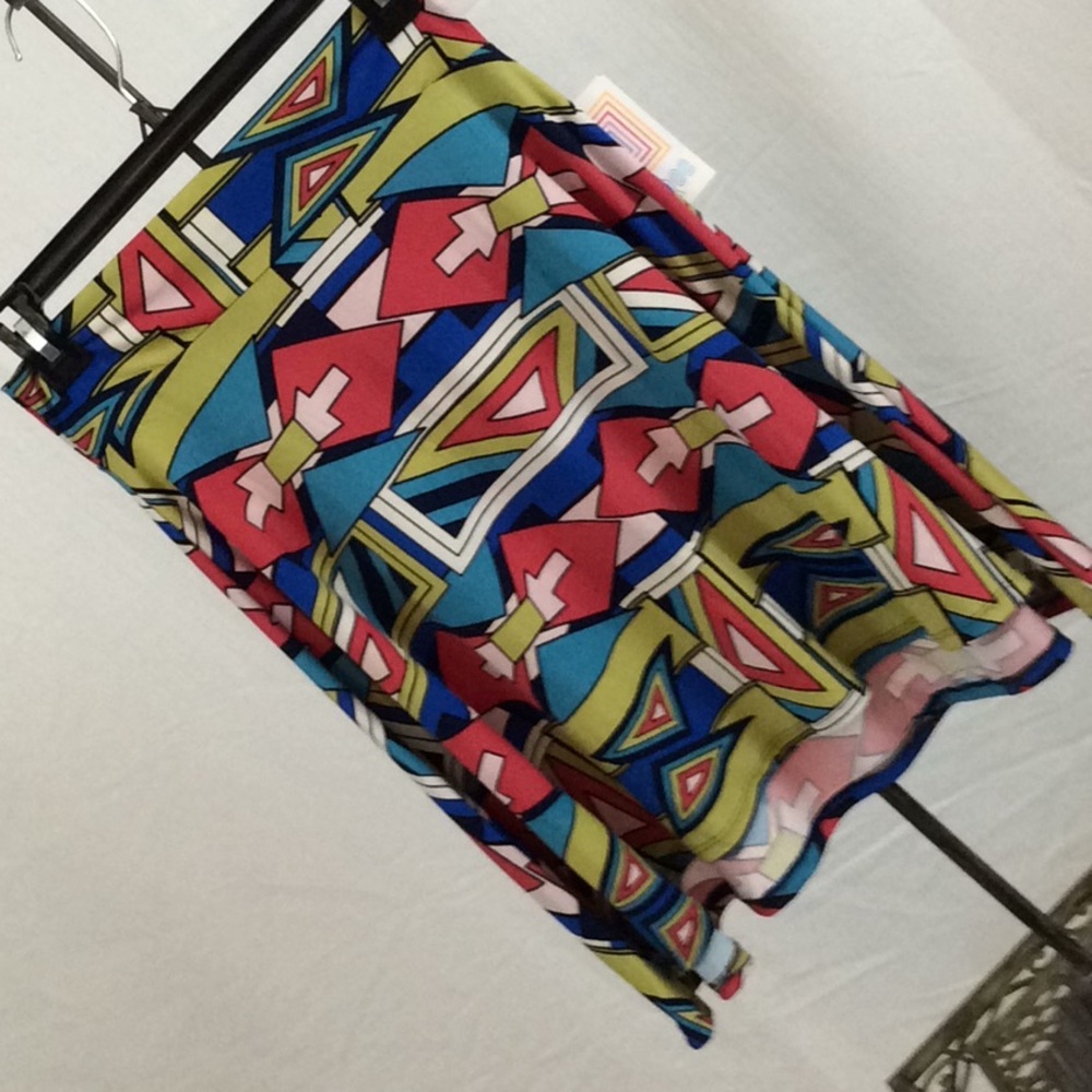 LuLaRoe flared skirt NWT